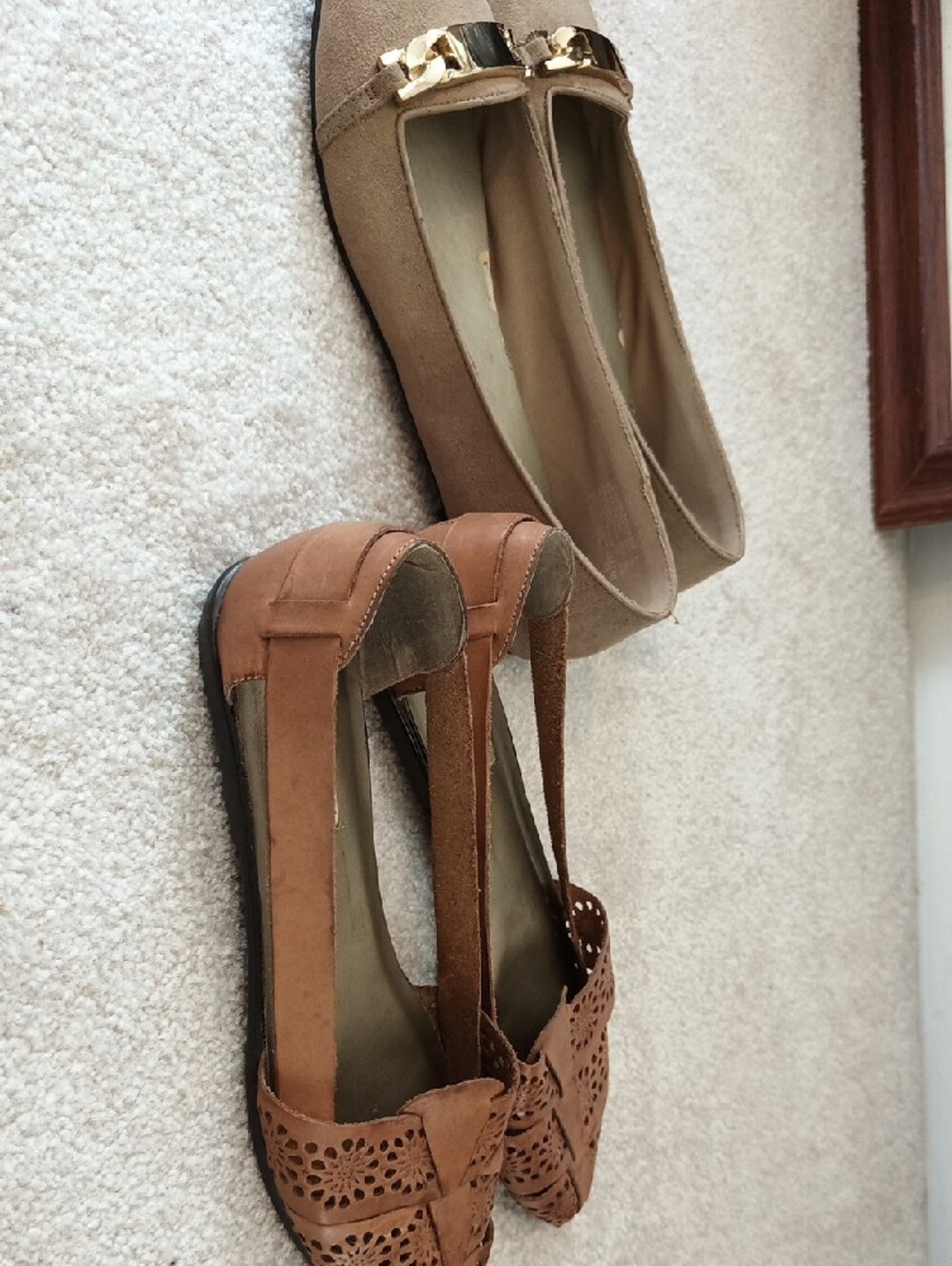 Set of 2 - AmerEagle 8 Tan  Loafers w/ Gold  & FAYVA Chestnut Leather Flats 8.5 - Picture 12 of 12